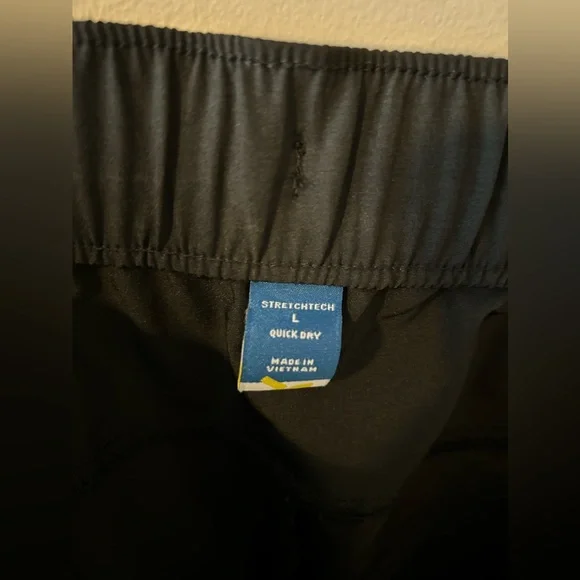 Old Navy stretchtech cargo pants, size large - Picture 5 of 5